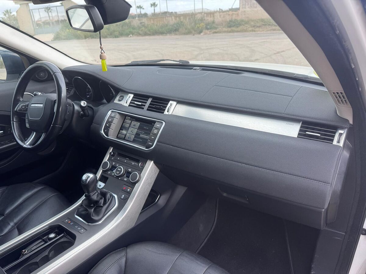 LAND ROVER EVOQUE PURE 2.2 TD4 4X4 SPANISH LHD IN SPAIN 89000 MILES SUPERB 2015